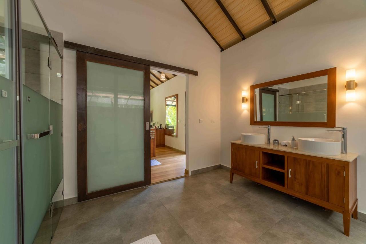 Resort Fiyavalhu Maldives